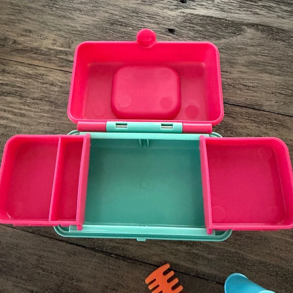 American Girl Doll Caboodle Beauty Case‎ Play Set Accessories Shampoo Lip Balm